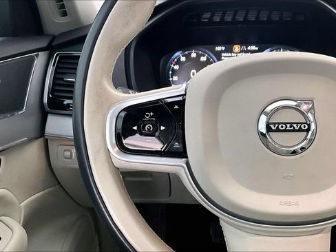 Used 2021 Volvo XC90 T5 Momentum w/ Advanced Package AWD/4WD image 24