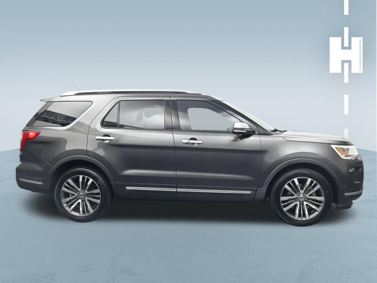 Used 2018 Ford Explorer Platinum AWD/4WD image 3