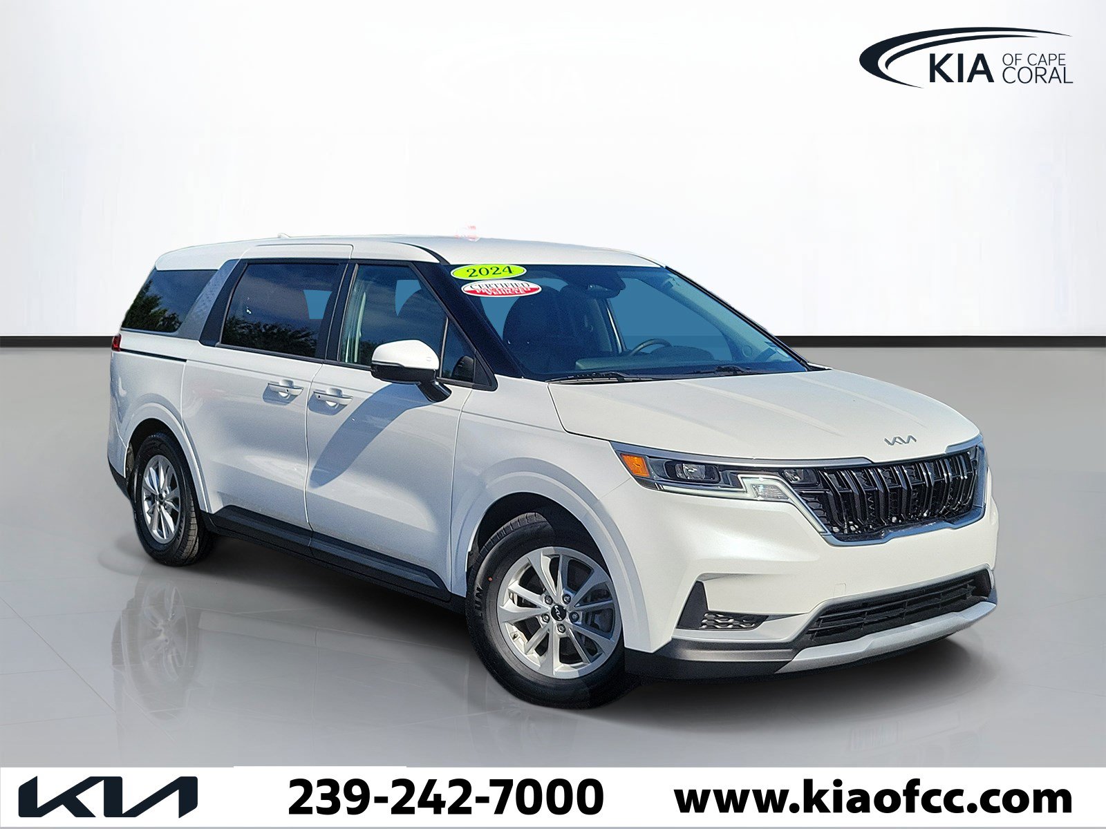 Certified 2024 Kia Carnival LX FWD image 1