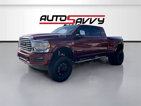 Used 2023 RAM 3500 Limited image 3