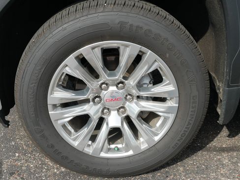 Used 2021 GMC Sierra 1500 Denali w/ Driver Alert Package II image 9