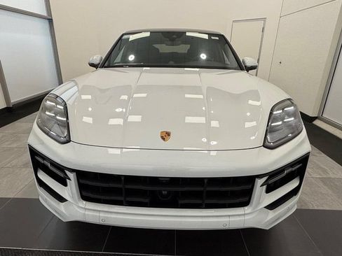 Certified 2026 Porsche Cayenne Coupe AWD/4WD image 12