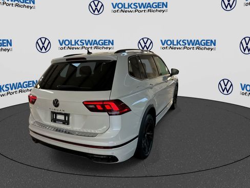 Used 2024 Volkswagen Tiguan SE R-Line FWD image 14