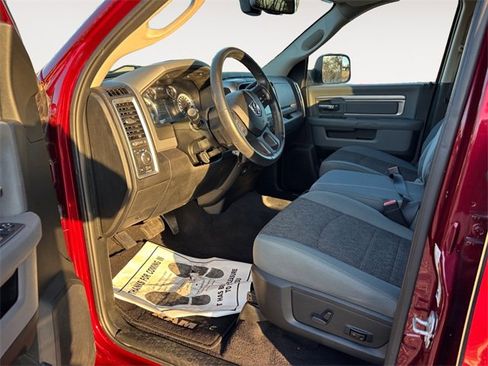 Used 2018 RAM 2500 Big Horn image 9