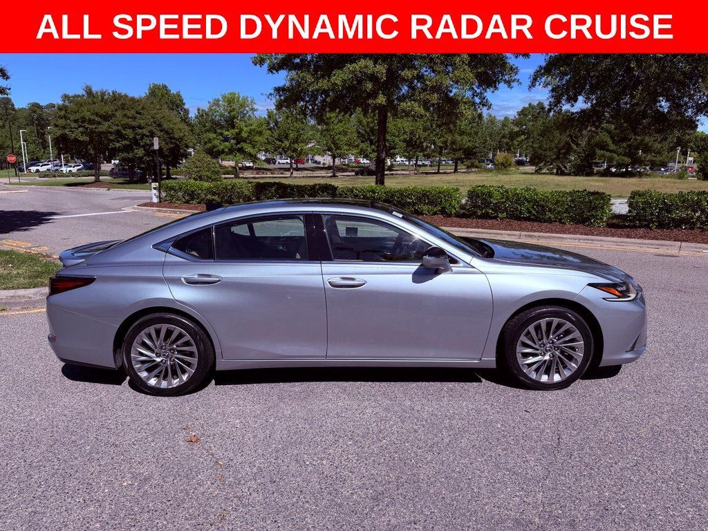 Certified 2022 Lexus ES 350 Ultra Luxury w/ Accessory Package 2 FWD image 8