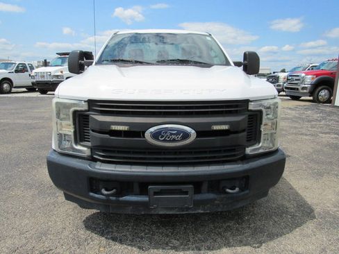 Used 2019 Ford F250 XL RWD image 8