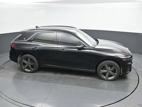 Used 2023 Genesis GV70 3.5T Sport w/ Sport Prestige Package AWD/4WD image 30
