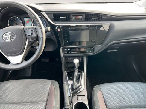 Used 2019 Toyota Corolla LE w/ Carpet Mat Package (TMS) image 11