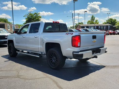 Used 2018 Chevrolet Silverado 1500 LTZ w/ Sport Package AWD/4WD image 6
