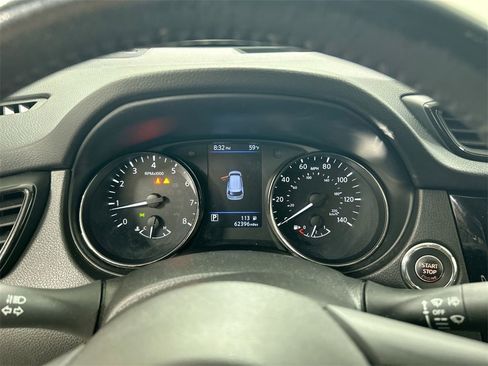 Used 2019 Nissan Rogue SV image 13