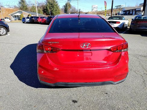 Used 2019 Hyundai Accent SE image 4