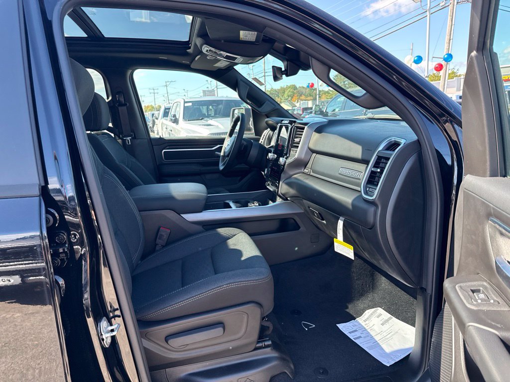 New 2026 RAM 1500 Big Horn AWD/4WD image 25