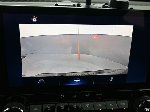 Used 2023 Chevrolet Colorado LT w/ LT Convenience Package image 21