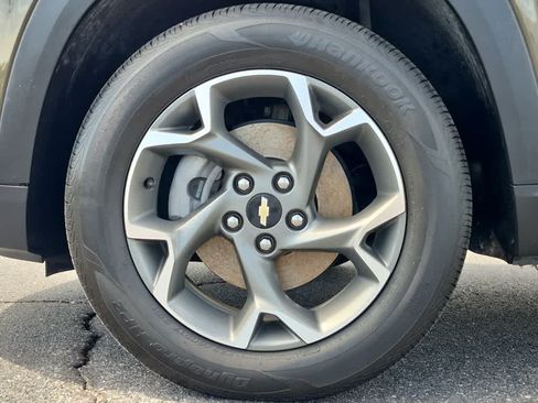 Used 2024 Chevrolet Trax LT w/ Driver Confidence Package FWD image 6