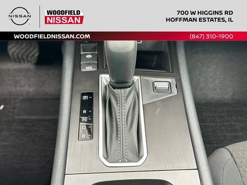 Used 2025 Nissan Kicks S AWD/4WD image 35