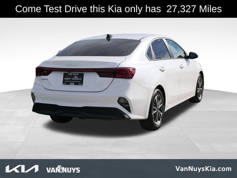 Used 2022 Kia Forte LXS image 3