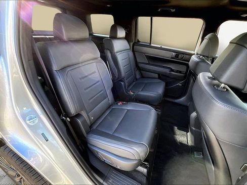 Used 2025 Hyundai Santa Fe Calligraphy image 27