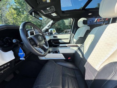 Used 2024 Toyota Sequoia Capstone image 18