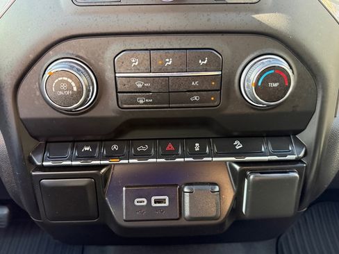 Used 2024 Chevrolet Silverado 1500 Custom Trail Boss image 24