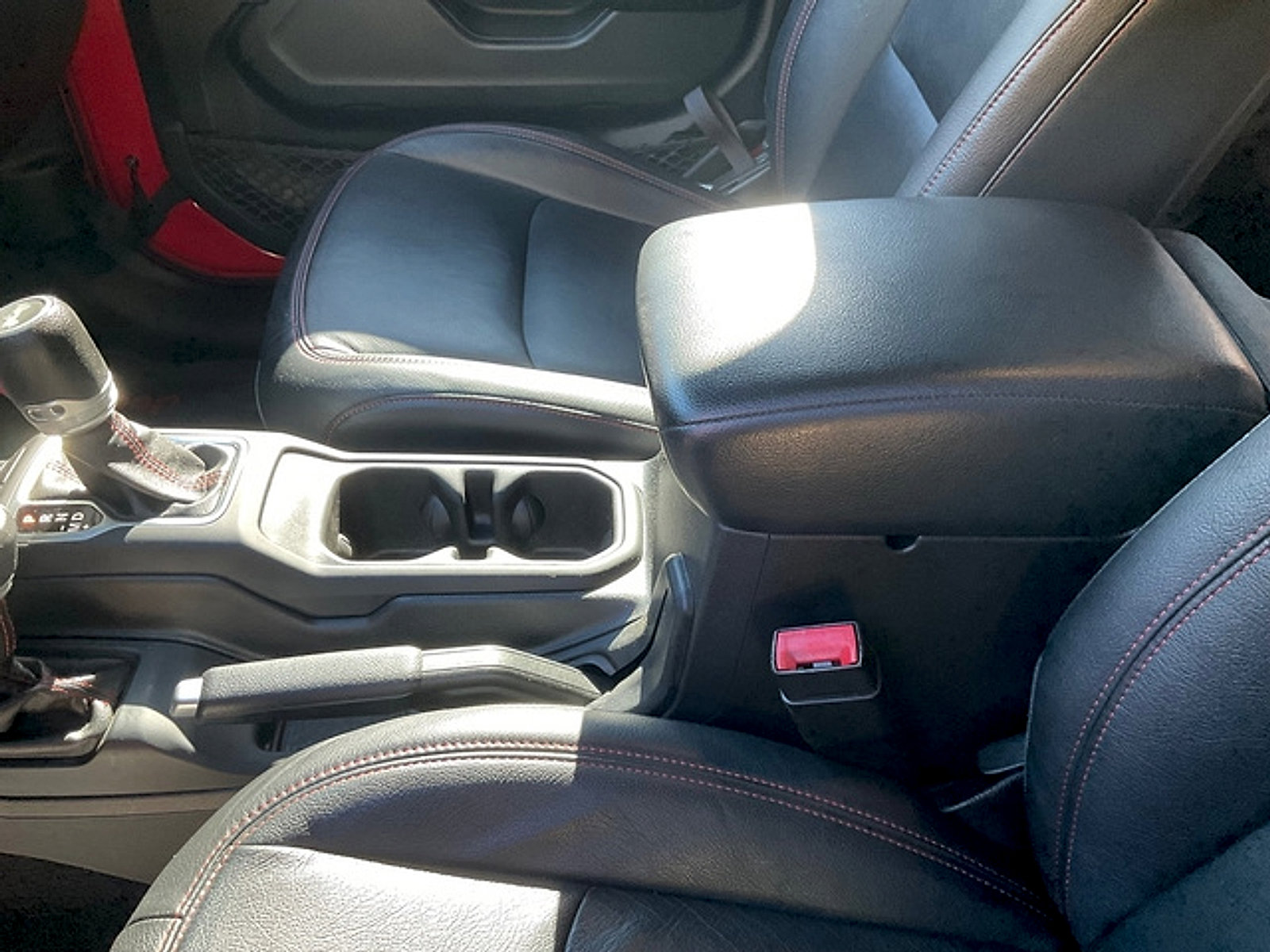 Used 2020 Jeep Wrangler Unlimited Rubicon AWD/4WD image 26