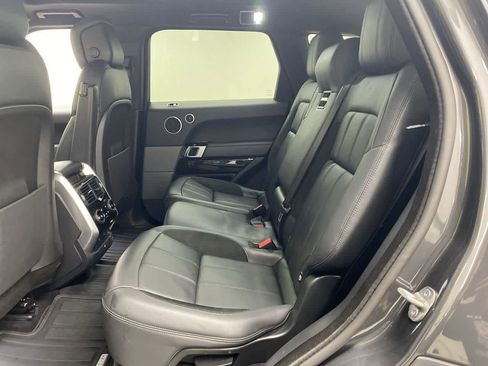 Used 2022 Land Rover Range Rover Sport HST image 17