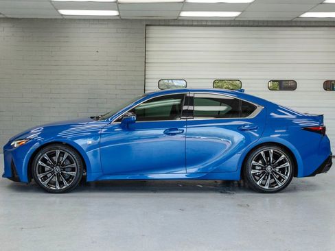 Used 2022 Lexus IS 350 F Sport w/ Navigation Package RWD image 4