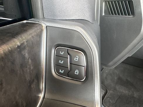Used 2024 Ford F250 Lariat w/ Lariat Ultimate Package AWD/4WD image 13