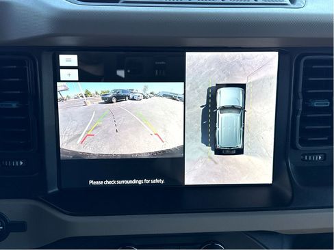 Used 2023 Ford Bronco Wildtrak image 20