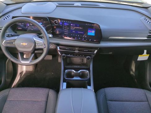 New 2026 Chevrolet Traverse LT w/ Driver Confidence Package image 15