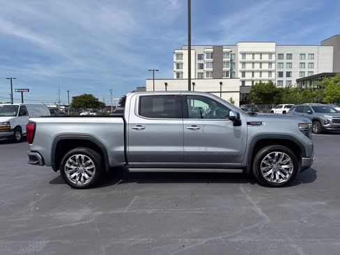 Used 2024 GMC Sierra 1500 Denali w/ Denali Reserve Package AWD/4WD image 2