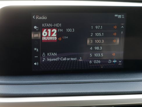 Used 2021 Lexus RX 450h AWD w/ Premium Package image 22
