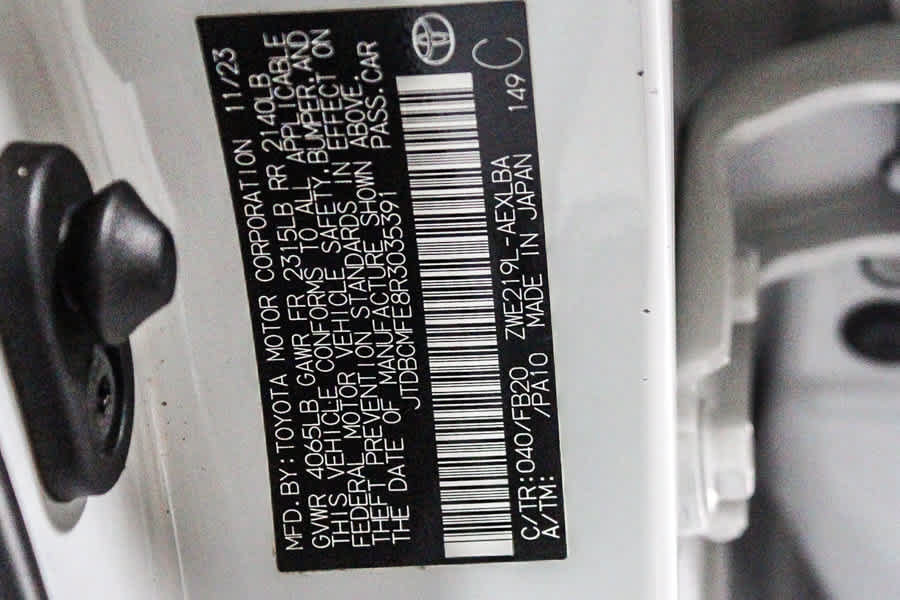 Used 2024 Toyota Corolla LE FWD image 43