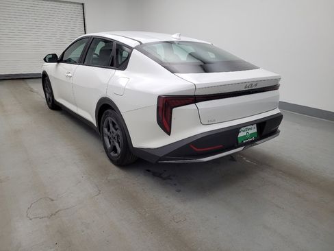 Used 2025 Kia K4 LXS FWD image 5