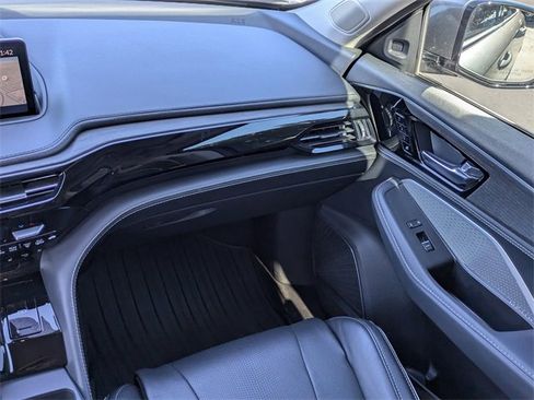 Used 2022 Acura MDX SH-AWD w/ Advance Package image 18