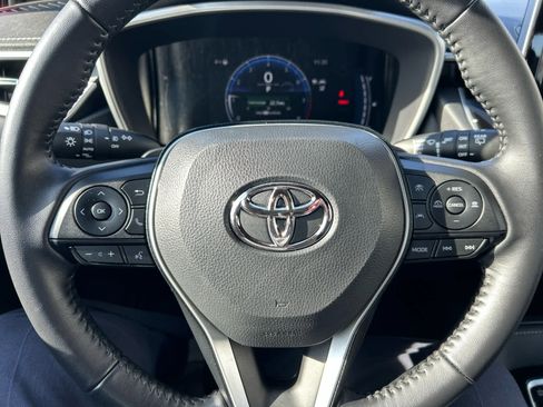 Used 2025 Toyota Corolla XSE image 15