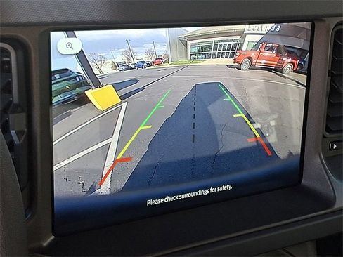 New 2025 Ford Bronco 4-Door image 13