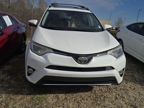 Used 2016 Toyota RAV4 XLE image 2