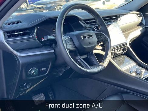 Used 2023 Jeep Grand Cherokee Limited image 12