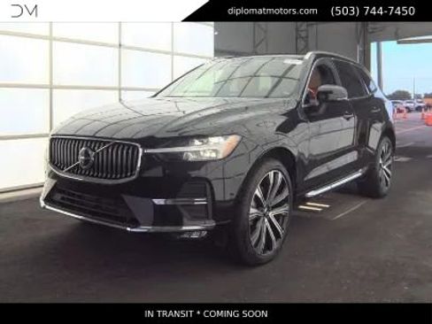 Used 2023 Volvo XC60 B5 Ultimate w/ Climate Package image 1