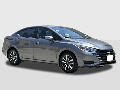 New 2025 Nissan Versa SV image 5