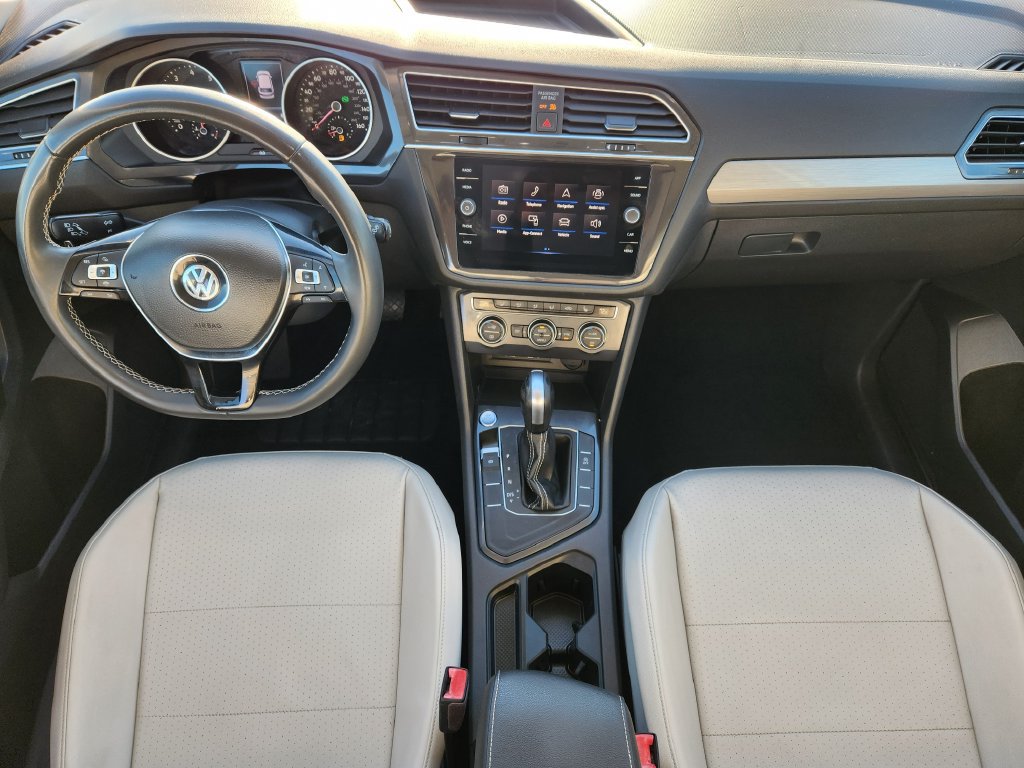 Used 2021 Volkswagen Tiguan SE w/ Panoramic Sunroof Package FWD image 20