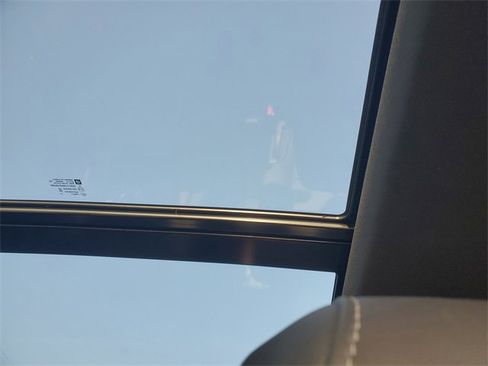 Certified 2023 Cadillac XT6 Sport w/ LPO, Floor Liner Package image 29