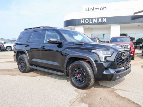 Used 2025 Toyota Sequoia TRD Pro AWD/4WD image 1