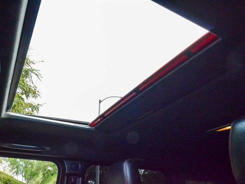 Used 2018 Mercedes-Benz G 63 AMG 4MATIC image 30