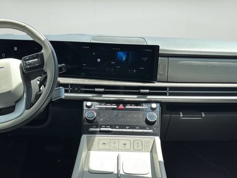 Used 2024 Hyundai Santa Fe Calligraphy AWD/4WD image 23