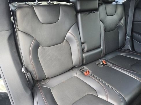 Used 2020 Jeep Cherokee Trailhawk w/ Cold Weather Group image 46