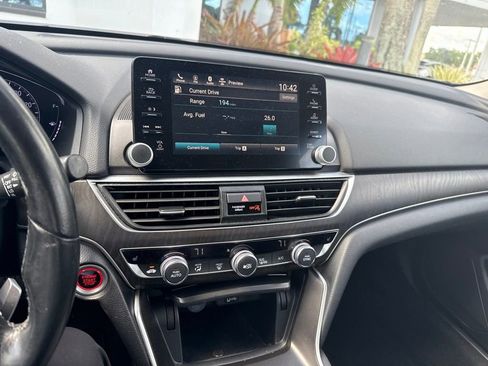 Used 2019 Honda Accord EX-L image 3