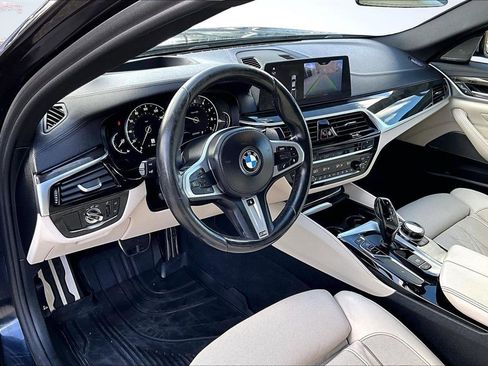 Used 2018 BMW M550i xDrive image 17