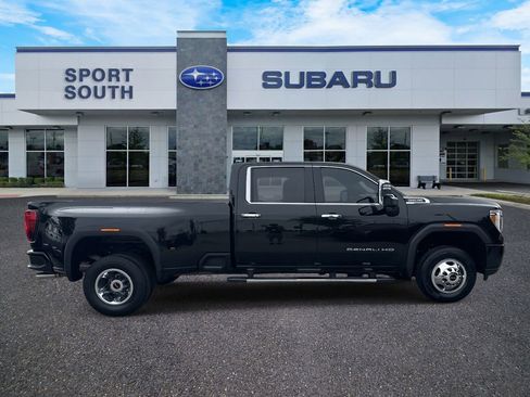 Used 2021 GMC Sierra 3500 Denali w/ Denali Ultimate Package image 2