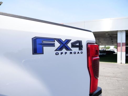 Used 2020 Ford F250 Lariat w/ Lariat Ultimate Package AWD/4WD image 39